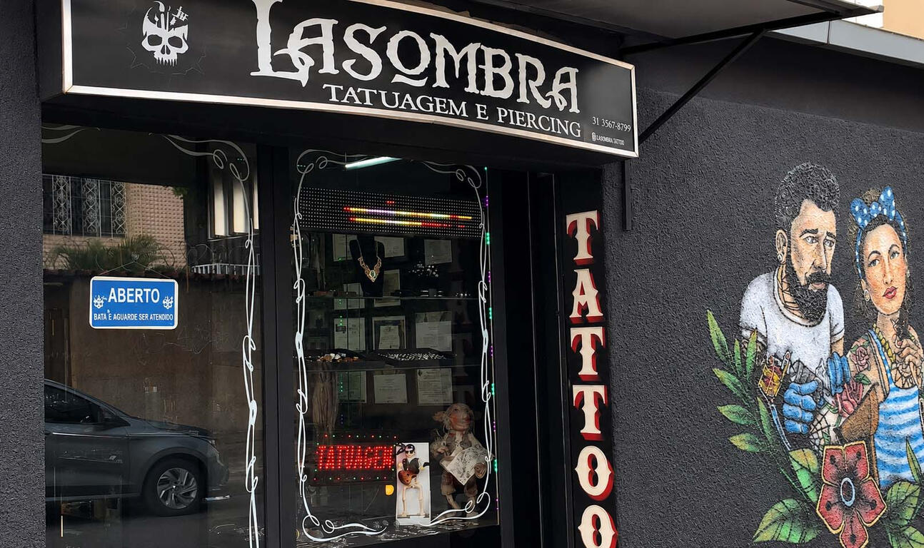 Lasombra Tattoo & PiercingRua Monsenhor Bicalho, 966 - Eldorado, Contagem - MG, CEP 32310-010Atendimento com privacidade total e foco absoluto na sua saúde e biossegurança.